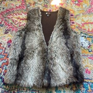 J.J.Basics faux fur vest. Size L